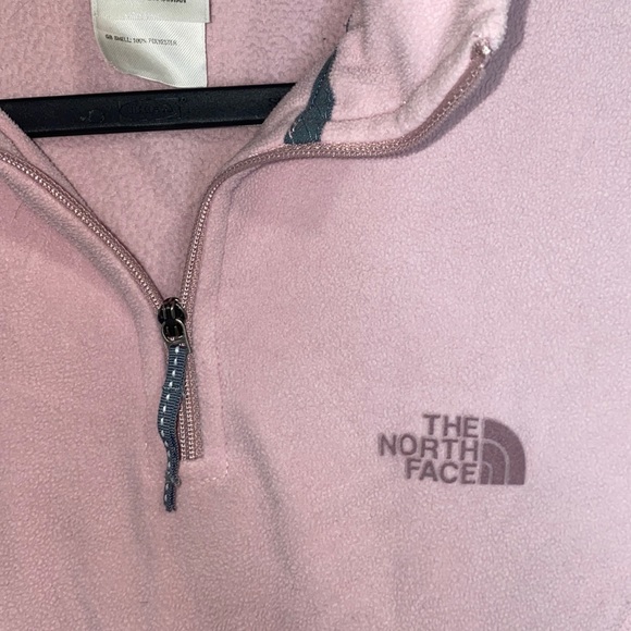 🎱Baby Pink North face fleece pullover! - Picture 4 of 9